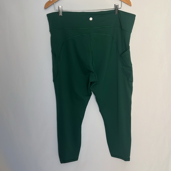 NWOT / Lululemon Invigorate High-Rise Tight 25" - Picture 7 of 10